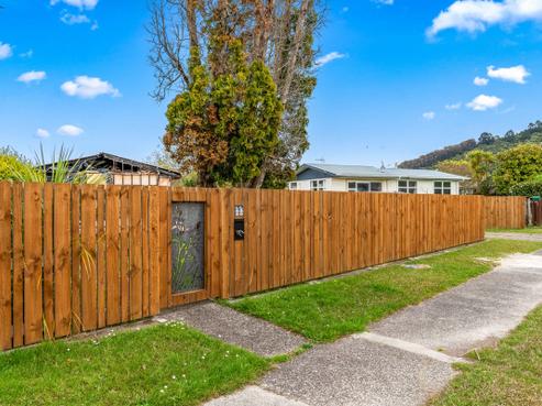 22 Fenruss Street, Fairy Springs