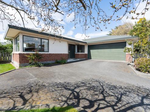 77 Lyndhurst Street, Takaro