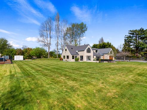 103 Regents Park Drive, Casebrook