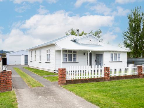 17 School Road, Te Hapara