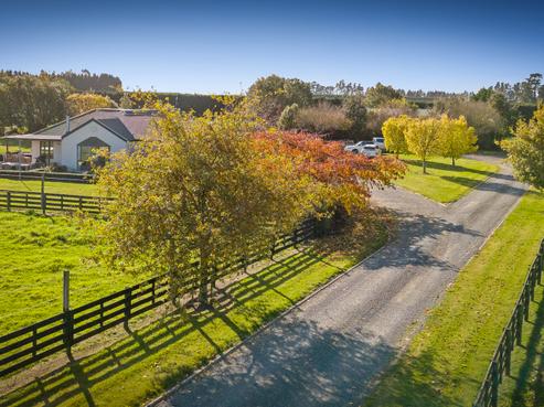 2122 Wards Road, Darfield