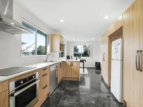 29 Wall Street, Nawton