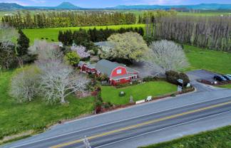 237 Thornton Road, Thornton