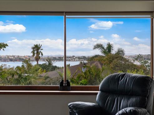 283 Riddell Road, Glendowie