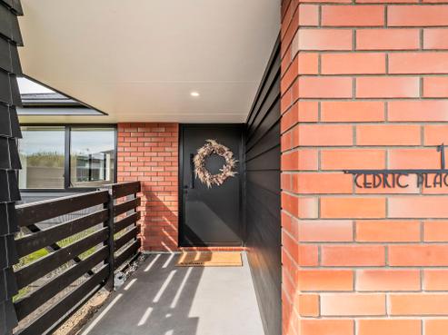 15 Cedric Place, Darfield