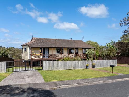 11 Saint Catherine Crescent, West Harbour