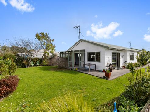 2/11 Bradley Street, Paeroa
