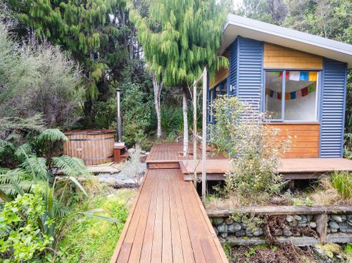 2 Sanctuary Place, Kumara