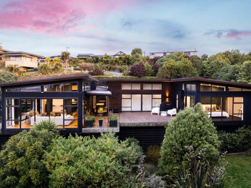 1 Quarry Hill Terrace, Kennedys Bush