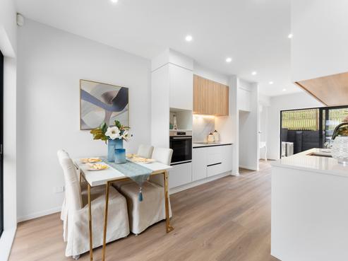 16C Saint Catherine Crescent, West Harbour