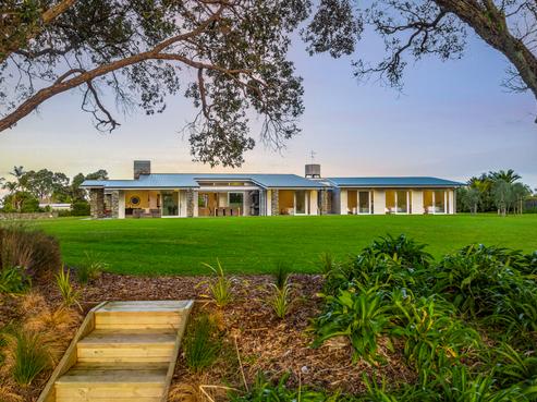 26 Riverside Drive, Point Wells