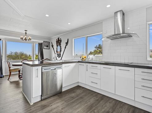 6A Glover Place, Onerahi