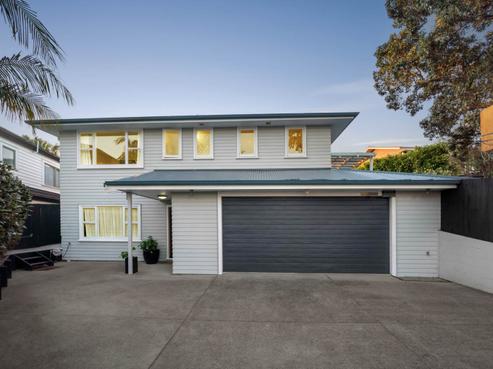 4 Kennedy Avenue, Forrest Hill