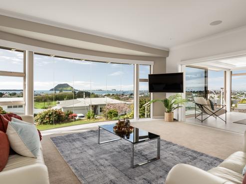 3 Seaview Road, Otumoetai
