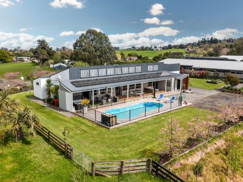 22 Pickwick Road, Otamatea
