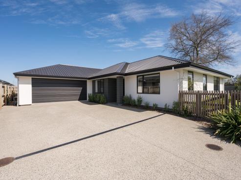 11 Carmine Crescent, Appleby
