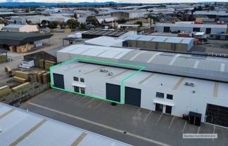 Tidy Hornby Warehouse/Office