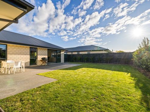 7/17 Wineberry Avenue, Amberley