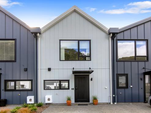 8 Harry Eruera Street, Trentham