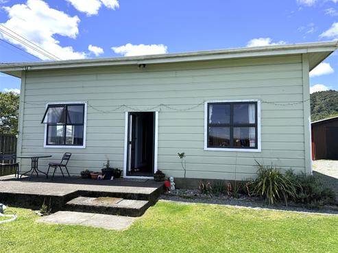 31 Nelson Quay, Cobden