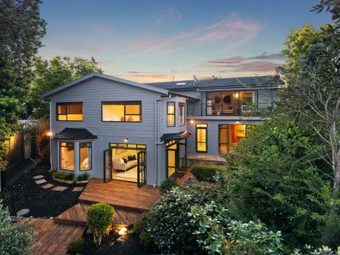 2/46 Matipo Road, Mairangi Bay