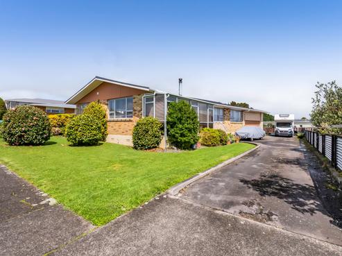 40 Nevada Drive, Merrilands