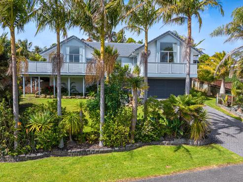 57 Esther Place, Red Beach