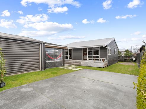 112B Barbara Avenue, Whangamata
