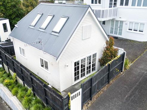 19D Cathedral Place, Parnell