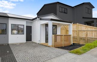 6 Wild Flower Way, Karaka