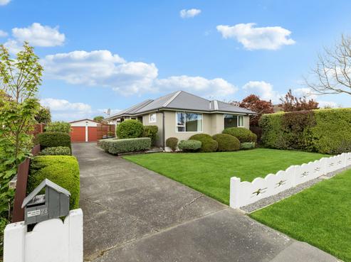 28 Olivine Street, Shirley