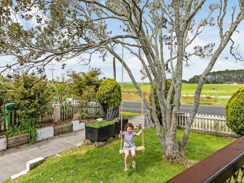 2639 Awhitu Road, Awhitu