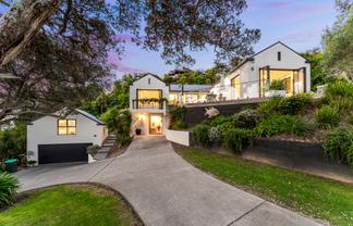 10 Zita Avenue, Matakatia