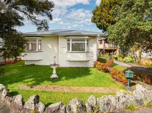 44 Margaret Avenue, Mount Albert