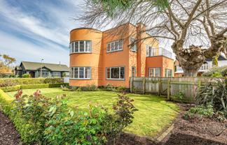 2 Kent Road, Saint Johns Hill