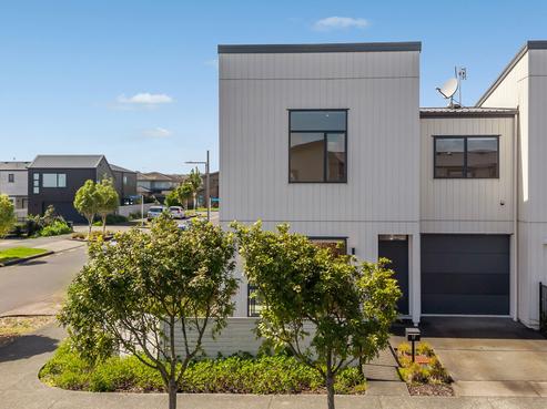 17 Whimbrel Road, Flat Bush