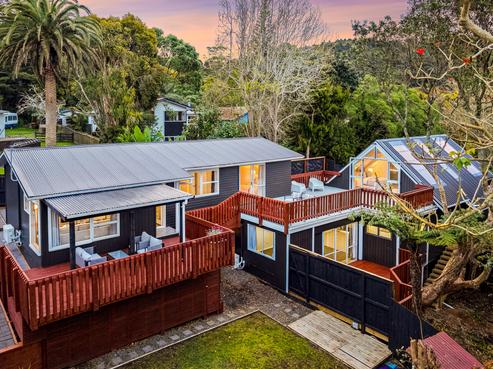 380 Huia Road, Titirangi