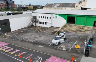 Showroom/Workshop next to Karanga-a-Hape Station