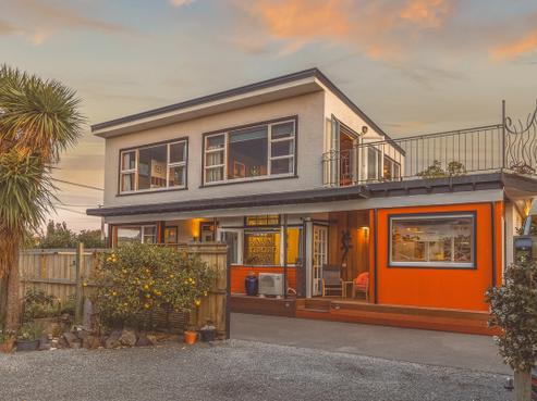 104 Rocking Horse Road, Southshore