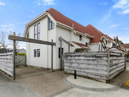 1/72 Waiwhetu Road, Waiwhetu