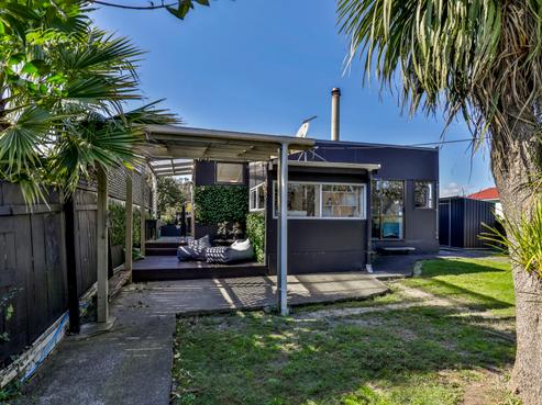 2 Woodglen Road, Glen Eden