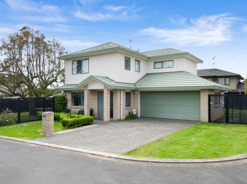 10 Watervista Place, Mangere Bridge