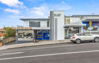 Storage space with flexible terms