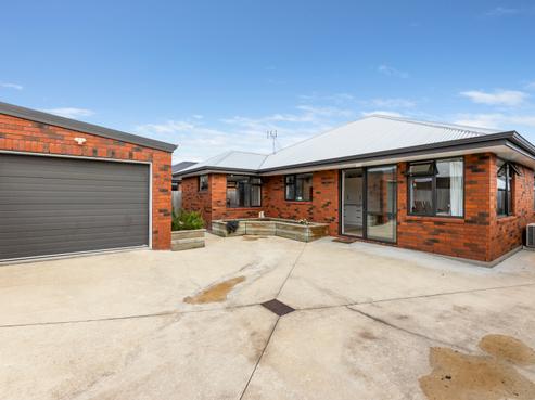 17A Law Street, Caversham