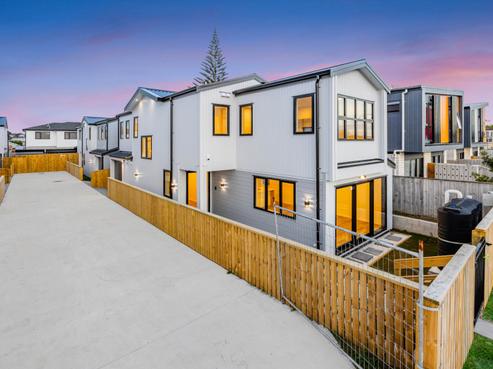 19A Sturdee Road, Manurewa