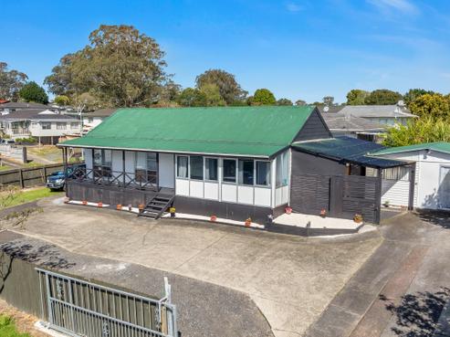 7 Frobisher Way, Clendon Park