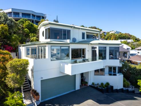31 The Cliffs, Britannia Heights