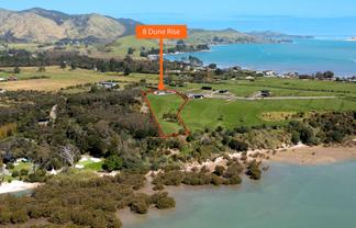 8 Dune Rise, OPONONI