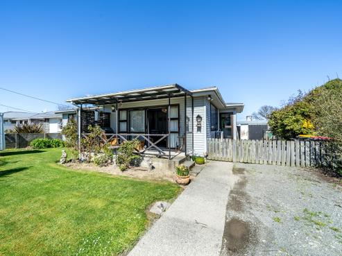 19 Raglan Street, Wyndham