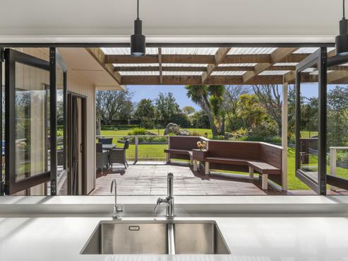 14 Collins Road, Richmond